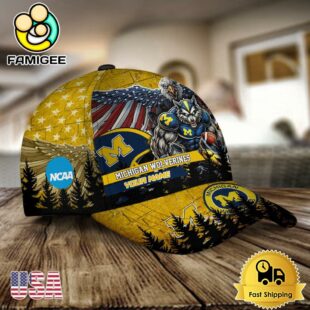NCAA Michigan Wolverines Mascot Logo Custom Name Baseball Cap