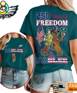 Philadelphia Eagles Scooby Doo 250 Years Of Freedom T-Shirt